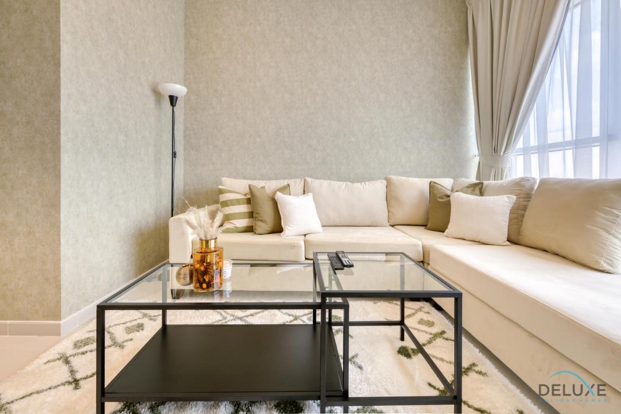 Prime 1Br At Carson B Damac Hills Dubailand By Deluxe Holiday Homes Eksteriør billede